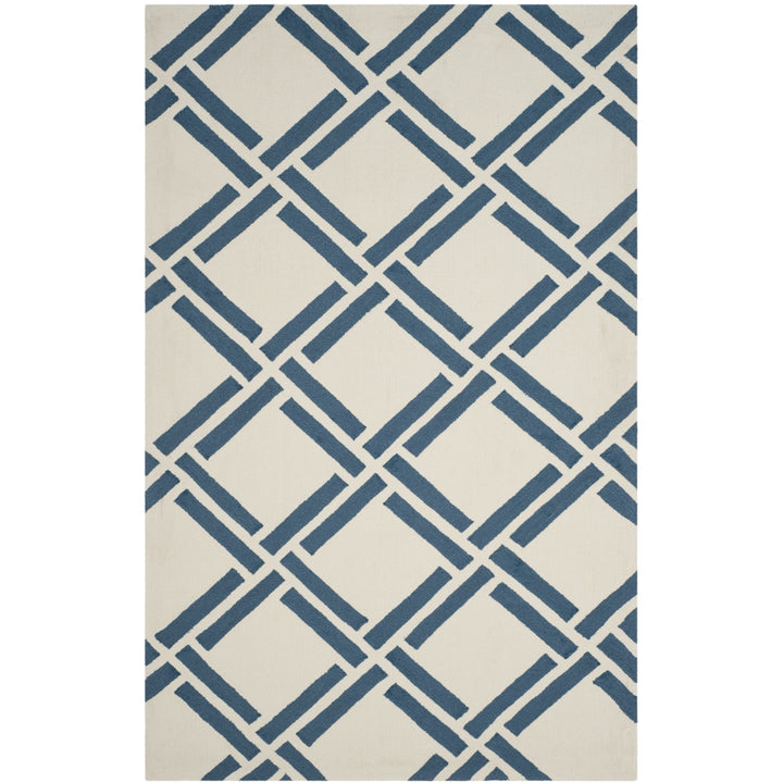 SAFAVIEH Four Seasons FRS441D Ivory / Blue Rug Image 2