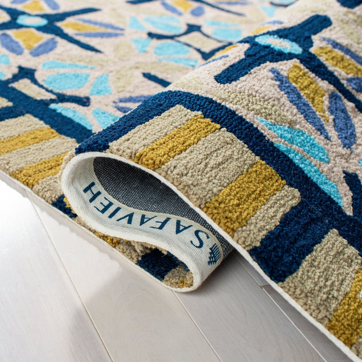 SAFAVIEH Four Seasons FRS449A Tan / Blue Rug Image 9