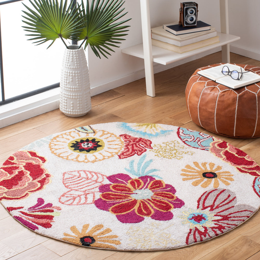 SAFAVIEH Four Seasons FRS470B Ivory / Red Rug Image 2