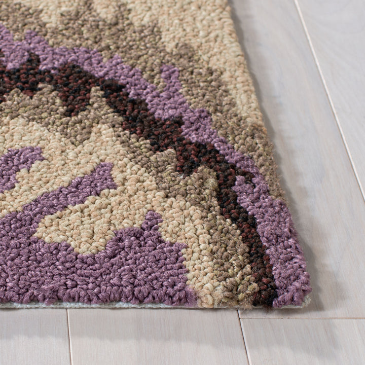 SAFAVIEH Four Seasons FRS486B Beige / Purple Rug Image 4