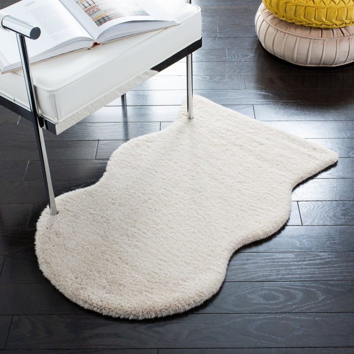 SAFAVIEH Faux Sheep Skin Collection FSS515K Beige Rug Image 1