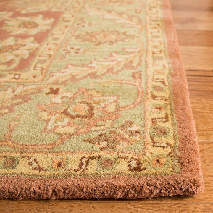 SAFAVIEH Golden Jaipur GJ250E Handmade Rust / Green Rug Image 6