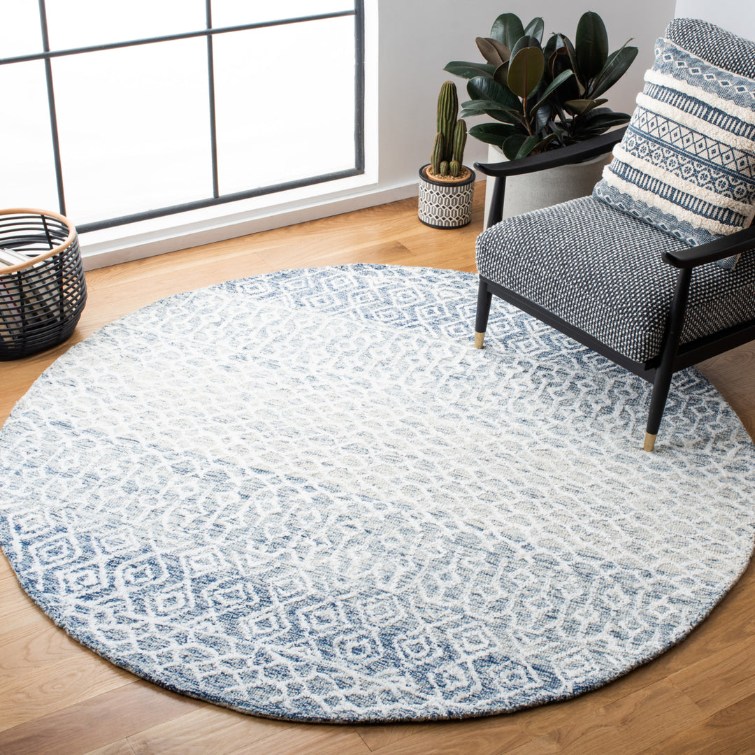 SAFAVIEH Glamour GLM304M Handmade Blue / Ivory Rug Image 2