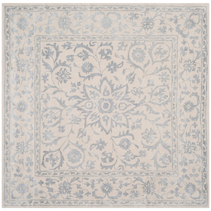 SAFAVIEH Glamour GLM515A Handmade Silver / Ivory Rug Image 6