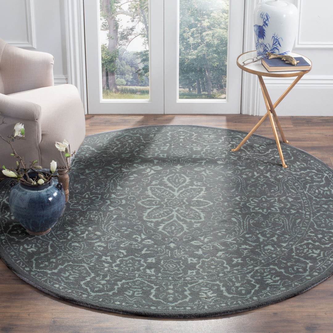 SAFAVIEH Glamour GLM516C Handmade Opal / Grey Rug Image 2