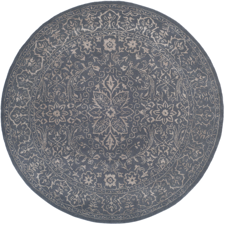 SAFAVIEH Glamour GLM516B Handmade Steel / Blue Rug Image 4