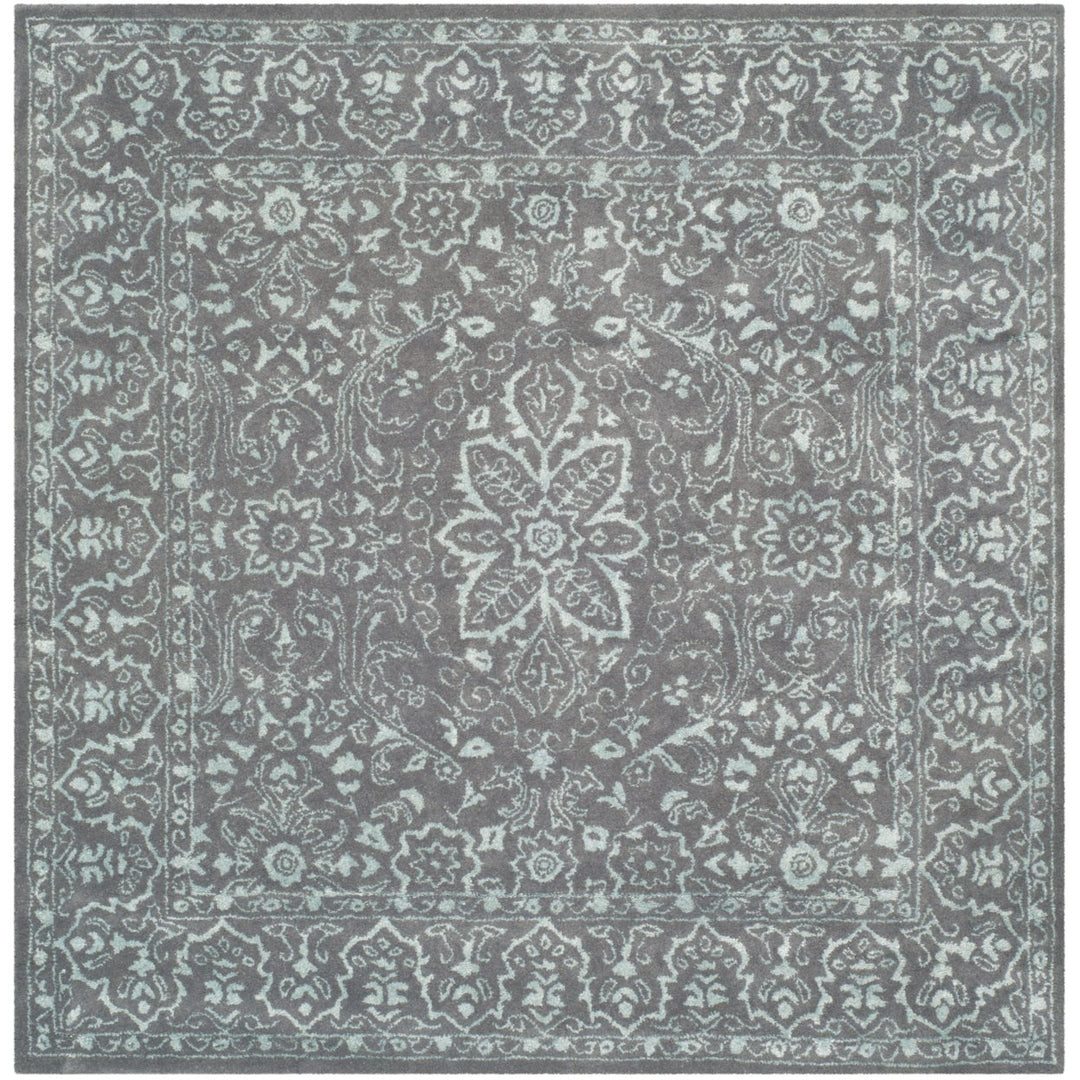 SAFAVIEH Glamour GLM516C Handmade Opal / Grey Rug Image 6