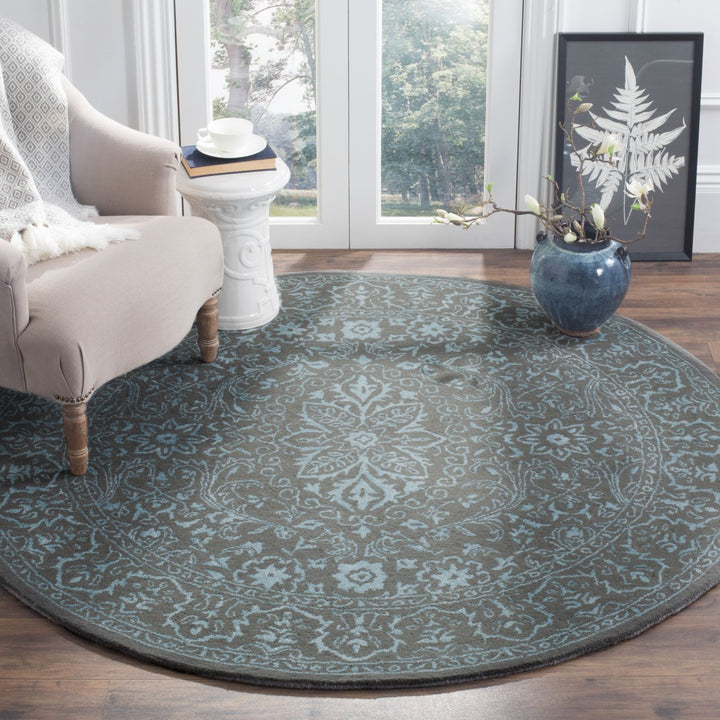 SAFAVIEH Glamour GLM516E Handmade Blue / Dark Grey Rug Image 2