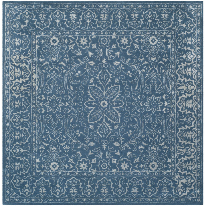 SAFAVIEH Glamour GLM516D Handmade Grey / Blue Rug Image 1