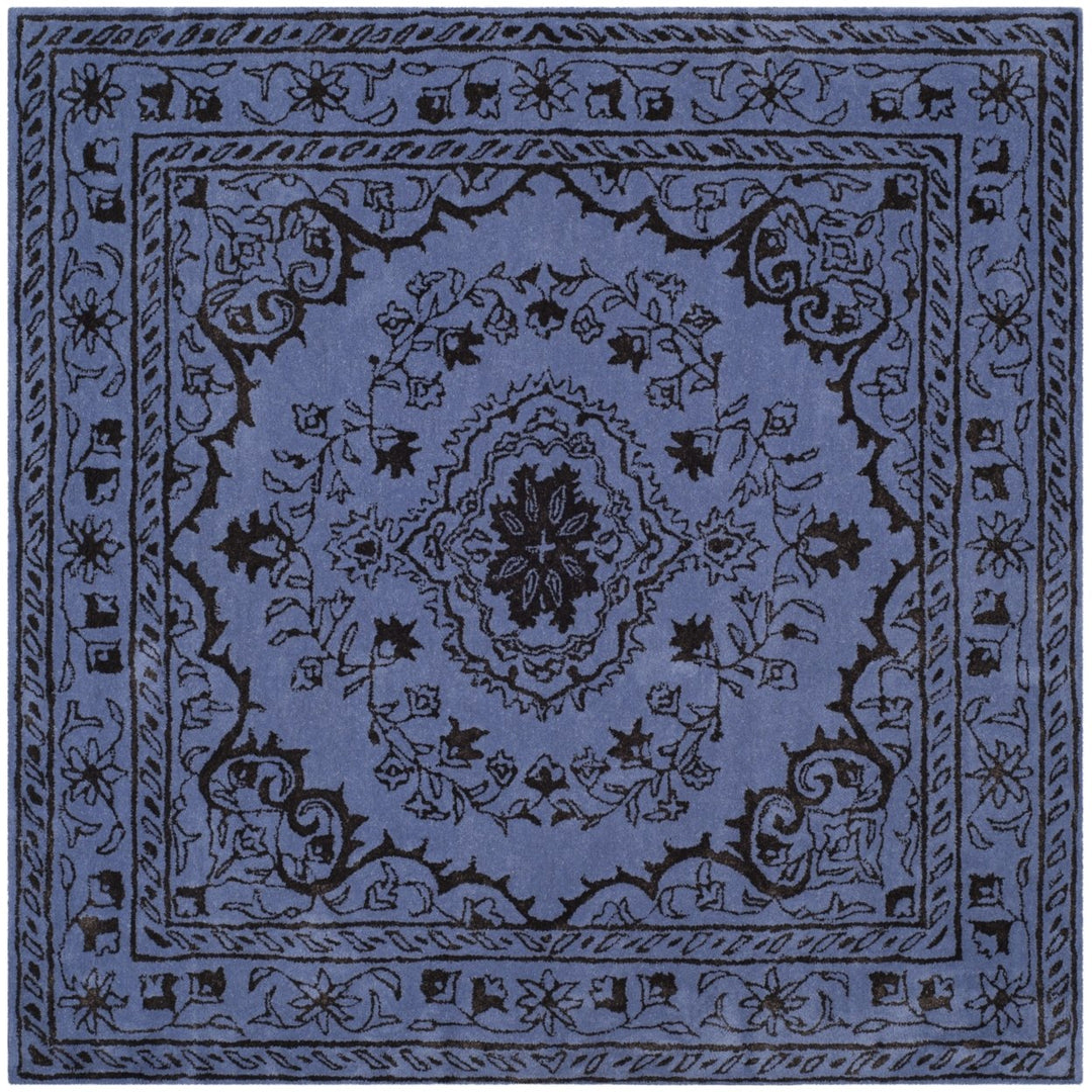 SAFAVIEH Glamour Collection GLM533C Handmade Purple Rug Image 6