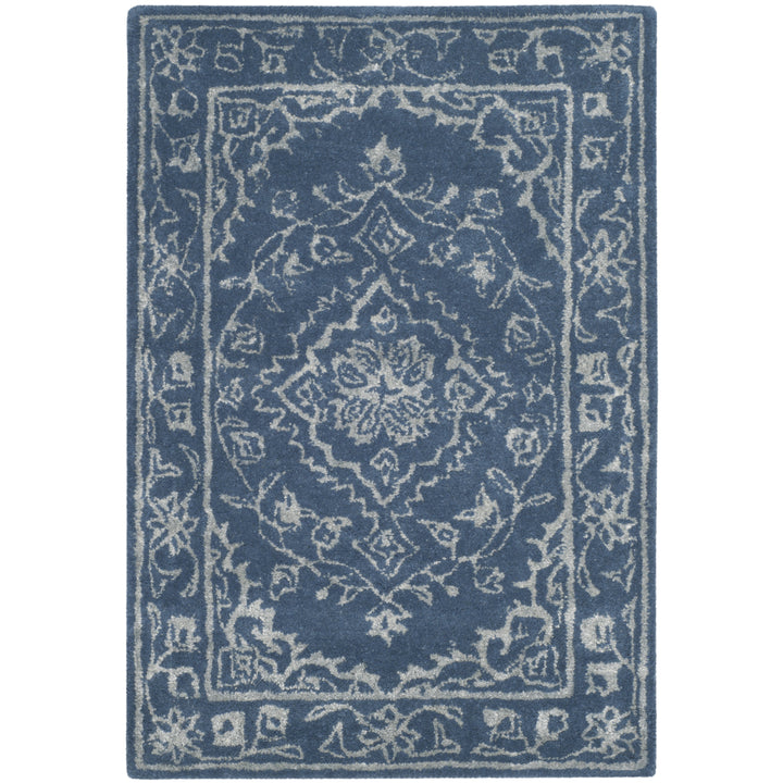 SAFAVIEH Glamour Collection GLM533B Handmade Blue Rug Image 8