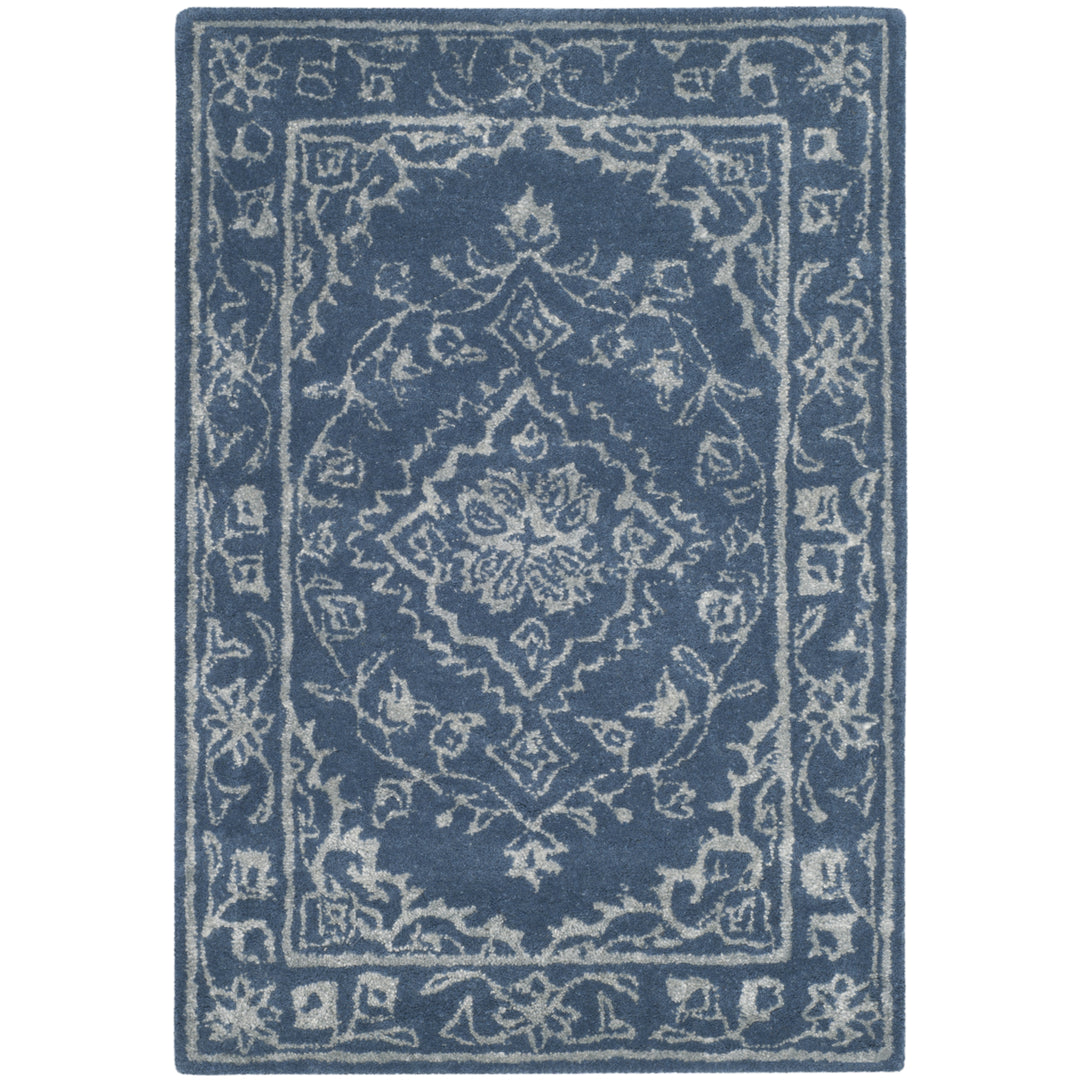 SAFAVIEH Glamour Collection GLM533B Handmade Blue Rug Image 1