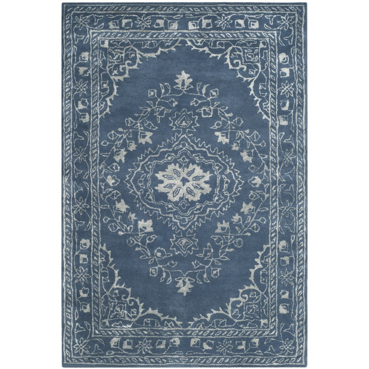 SAFAVIEH Glamour Collection GLM533B Handmade Blue Rug Image 1