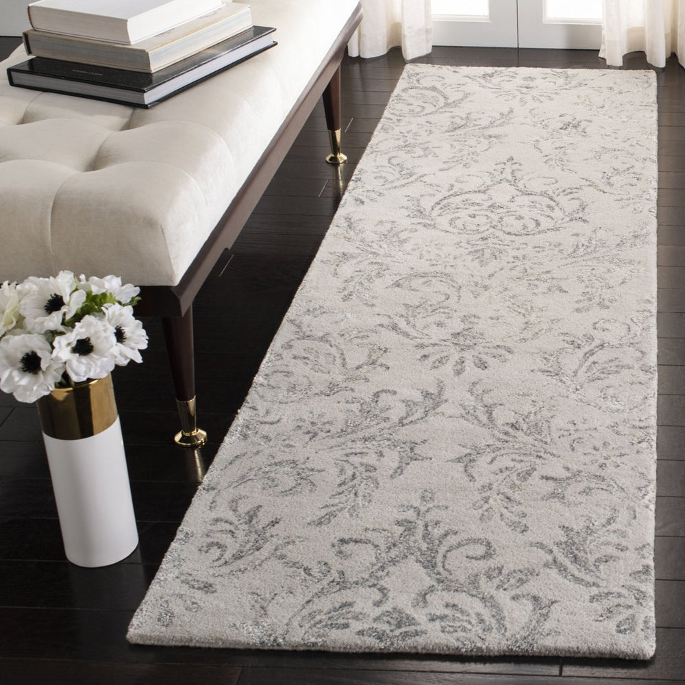 SAFAVIEH Glamour Collection GLM535G Handmade Grey Rug Image 2