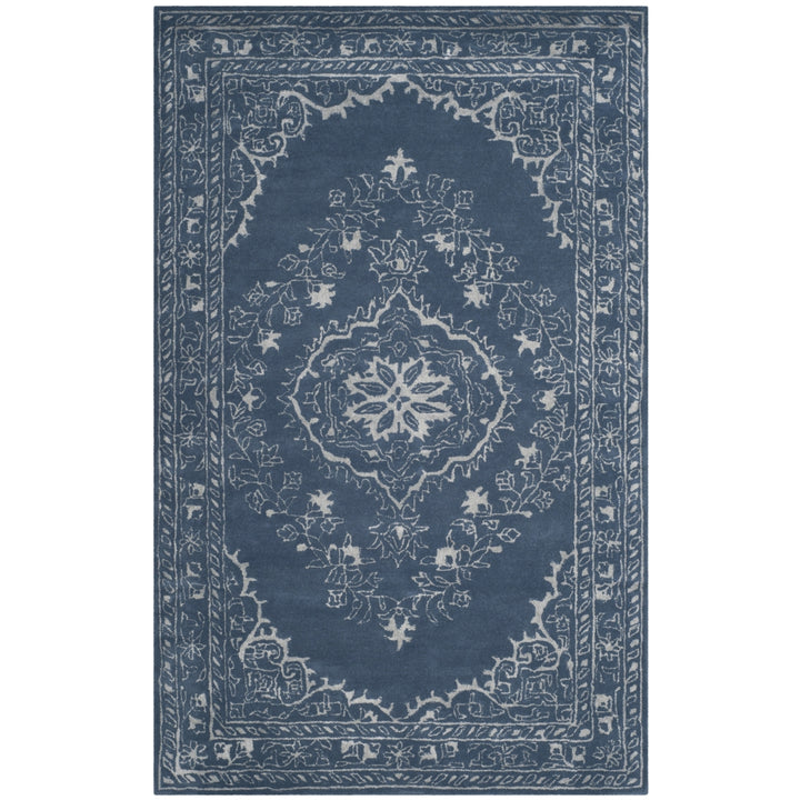 SAFAVIEH Glamour Collection GLM533B Handmade Blue Rug Image 10