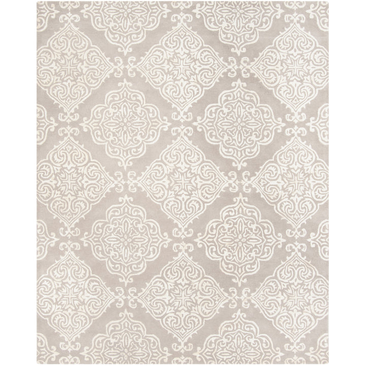 SAFAVIEH Glamour GLM568A Handmade Silver / Ivory Rug Image 1