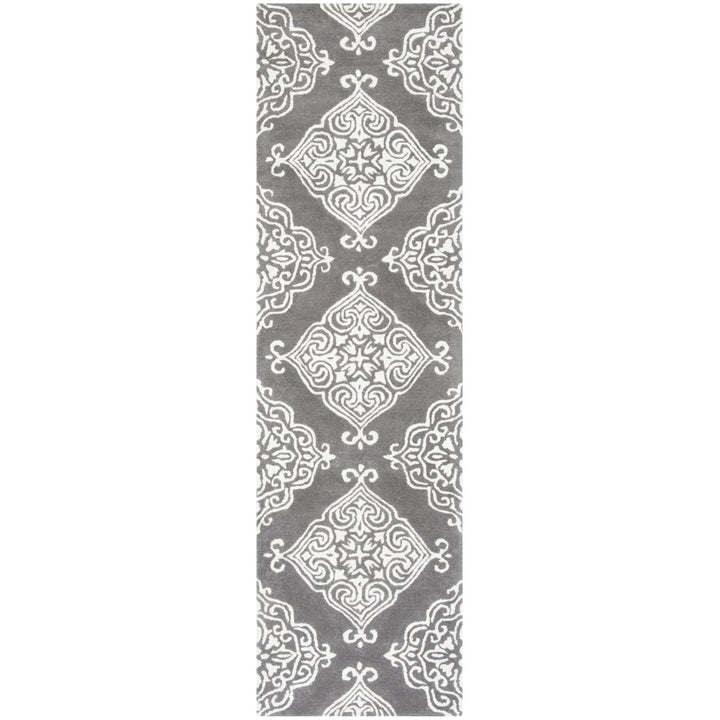 SAFAVIEH Glamour GLM568D Handmade Dark Grey / Ivory Rug Image 1