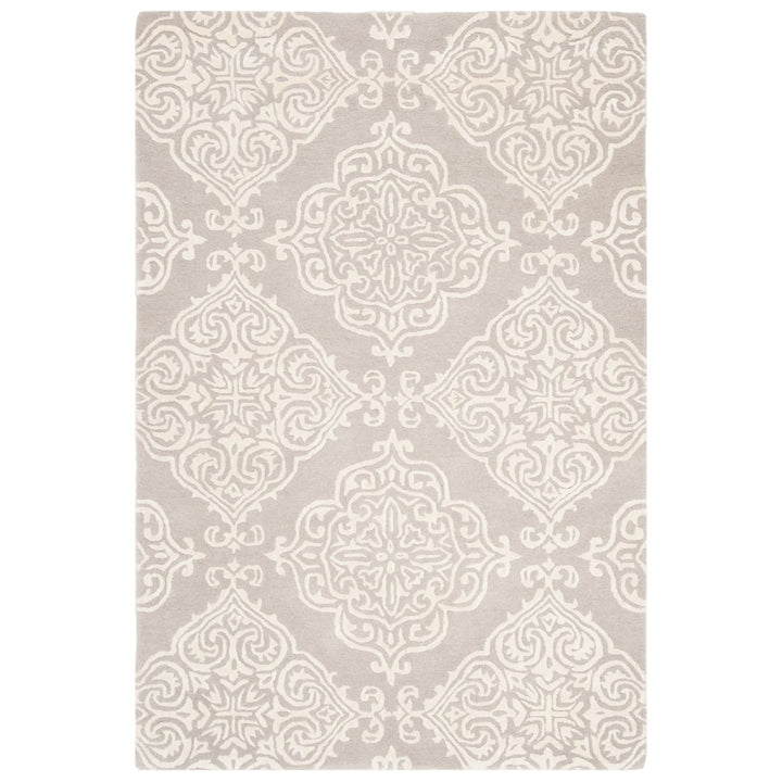 SAFAVIEH Glamour GLM568A Handmade Silver / Ivory Rug Image 1