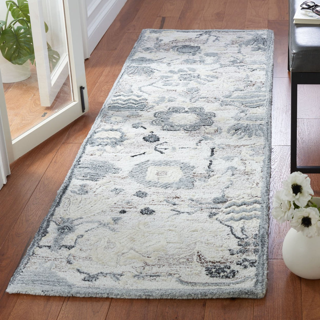 SAFAVIEH Glamour GLM569E Handmade Light Brown / Grey Rug Image 3