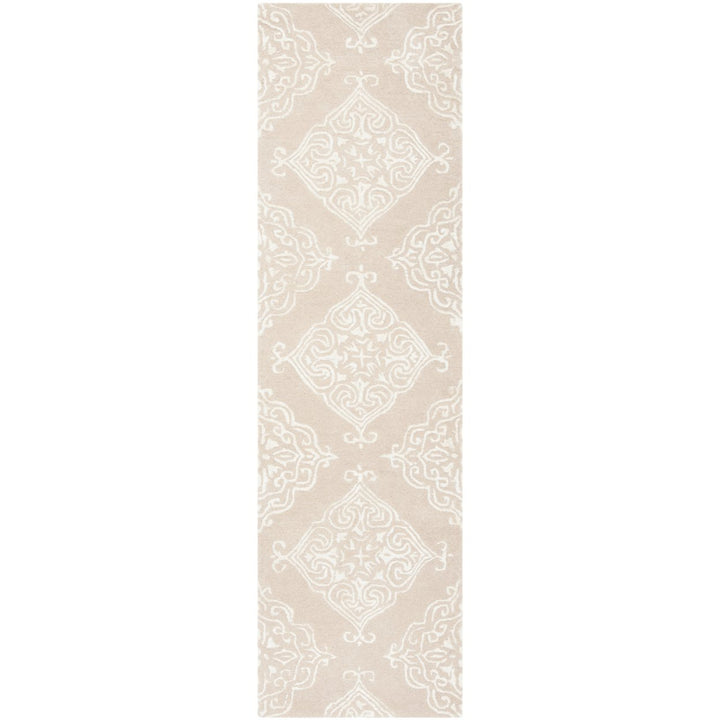 SAFAVIEH Glamour GLM568E Handmade Beige / Ivory Rug Image 1