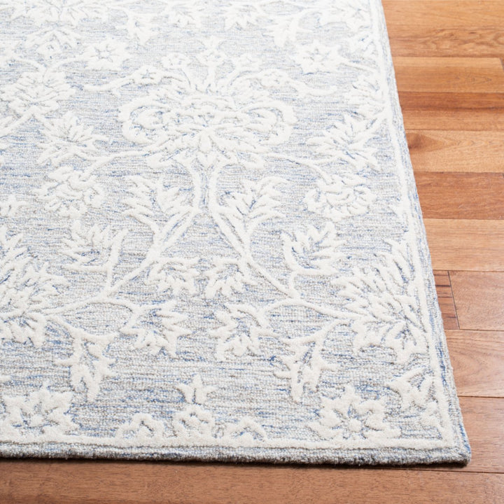 SAFAVIEH Glamour GLM651M Handmade Blue / Ivory Rug Image 7