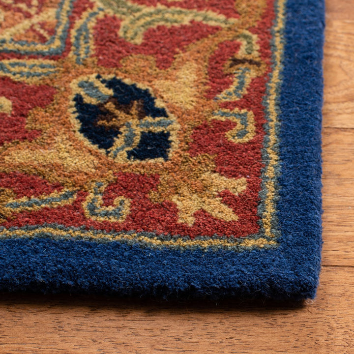 SAFAVIEH Heritage HG277M Handmade Blue / Red Rug Image 7