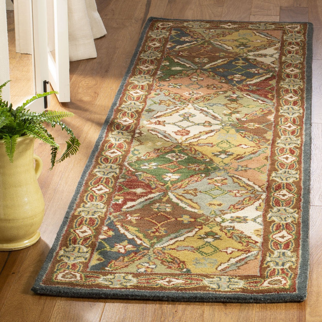 SAFAVIEH Heritage HG316B Handmade Green / Red Rug Image 3