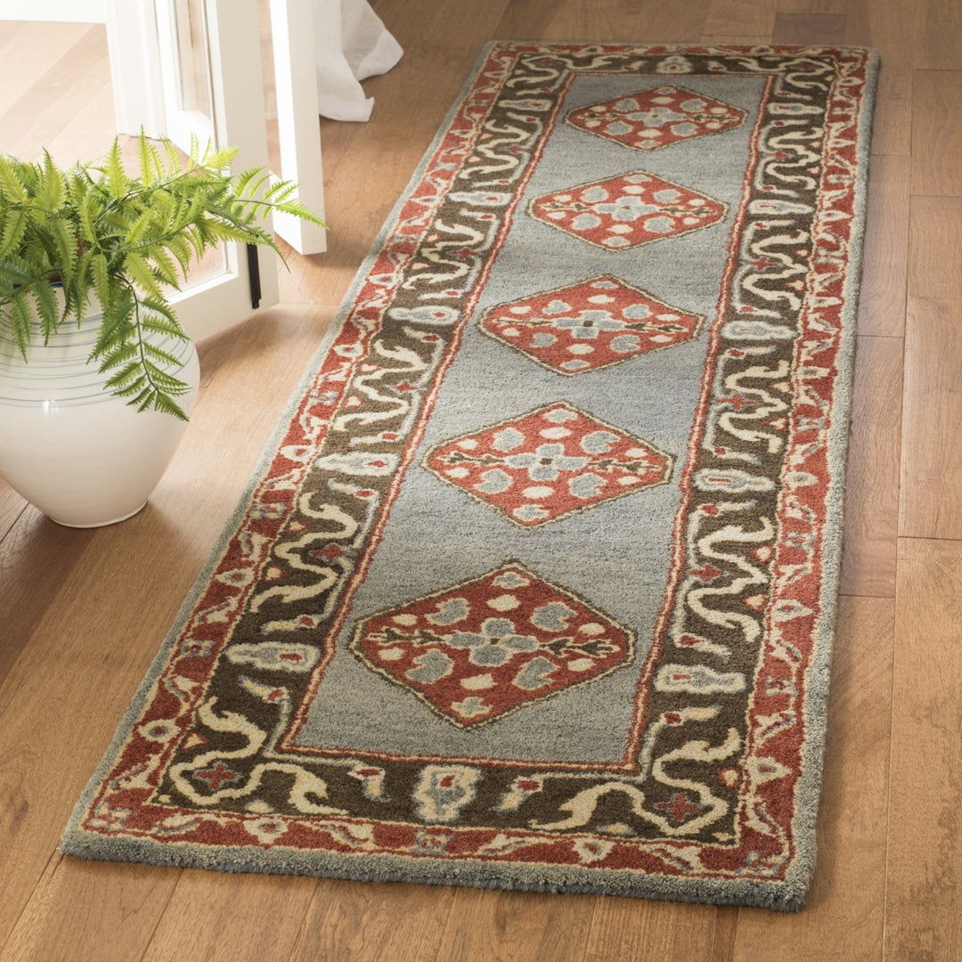 SAFAVIEH Heritage HG414A Handmade Blue / Charcoal Rug Image 3