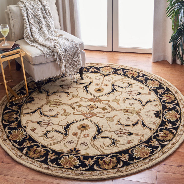 SAFAVIEH Heritage HG644C Handmade Ivory / Black Rug Image 2