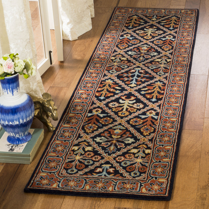 SAFAVIEH Heritage HG738N Handmade Navy / Red Rug Image 3