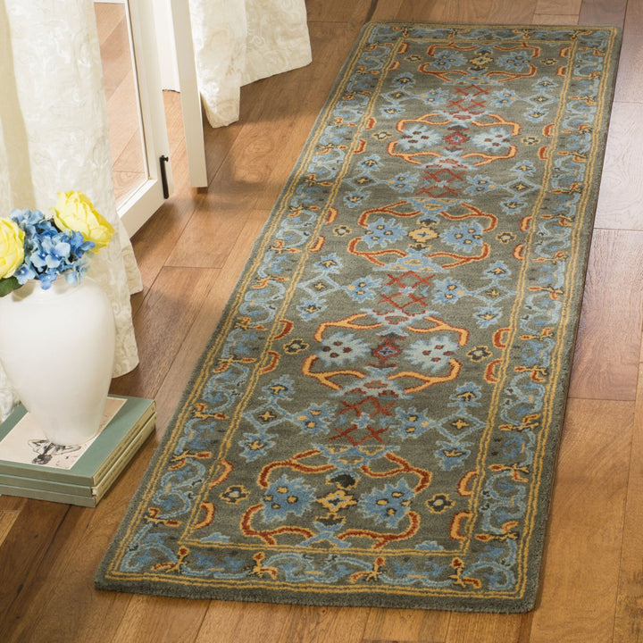 SAFAVIEH Heritage HG741W Handmade Sage / Blue Rug Image 3