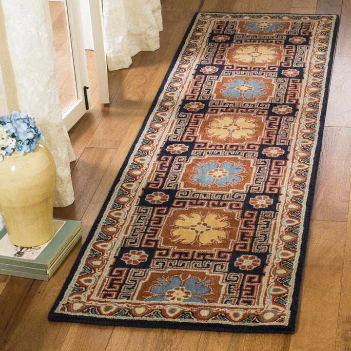 SAFAVIEH Heritage HG742N Handmade Navy / Orange Rug Image 3