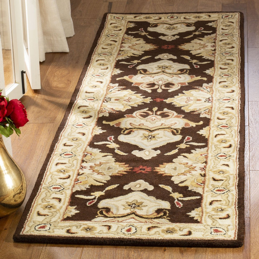 SAFAVIEH Heritage HG817B Handmade Espresso / Ivory Rug Image 10