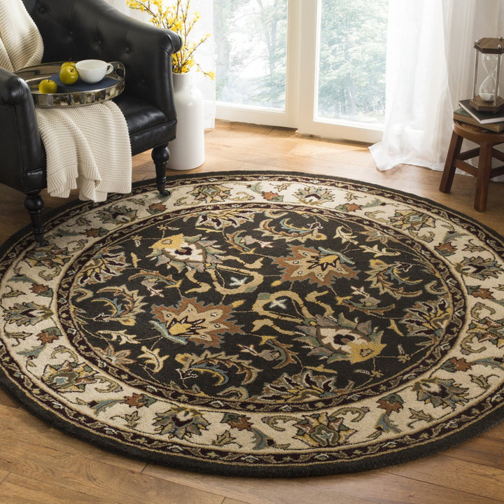 SAFAVIEH Heritage HG819A Handmade Black / Ivory Rug Image 2