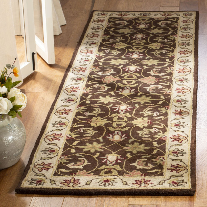 SAFAVIEH Heritage HG818A Handmade Brown / Beige Rug Image 9