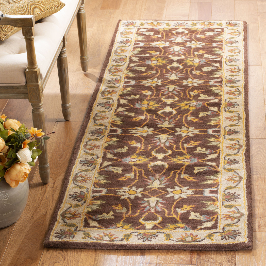 SAFAVIEH Heritage HG912A Handmade Brown / Ivory Rug Image 3