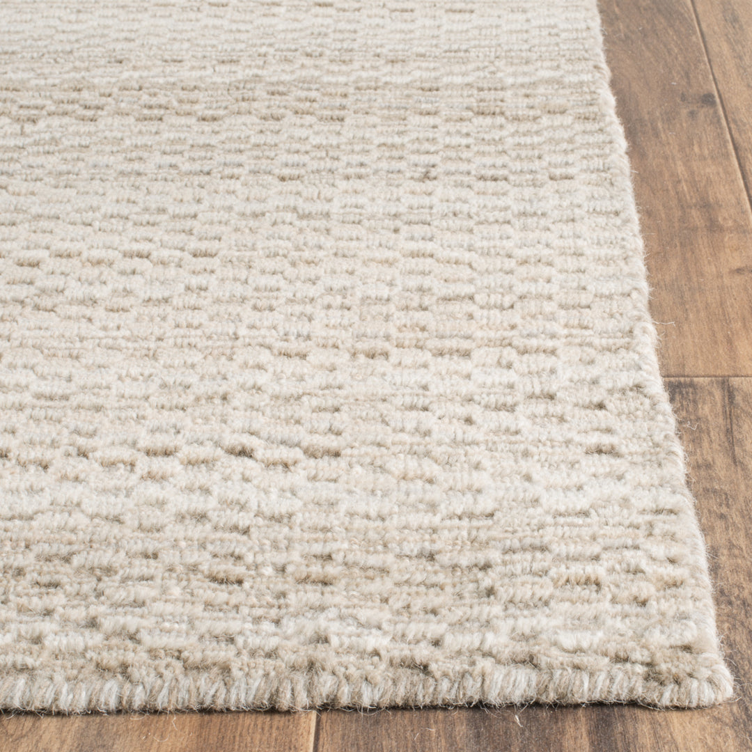 SAFAVIEH Himalaya Collection HIM771A Handmade Beige Rug Image 3