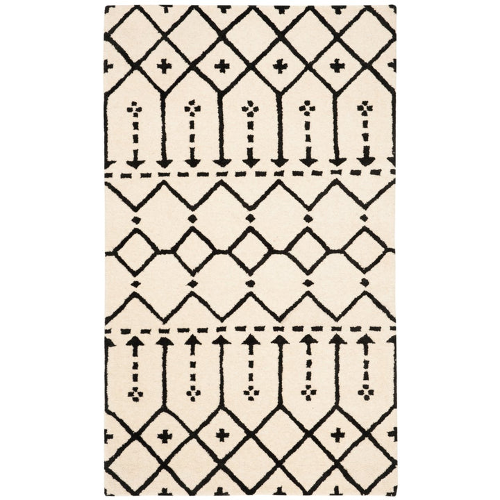 SAFAVIEH Himalaya HIM903A Handmade Ivory / Black Rug Image 1