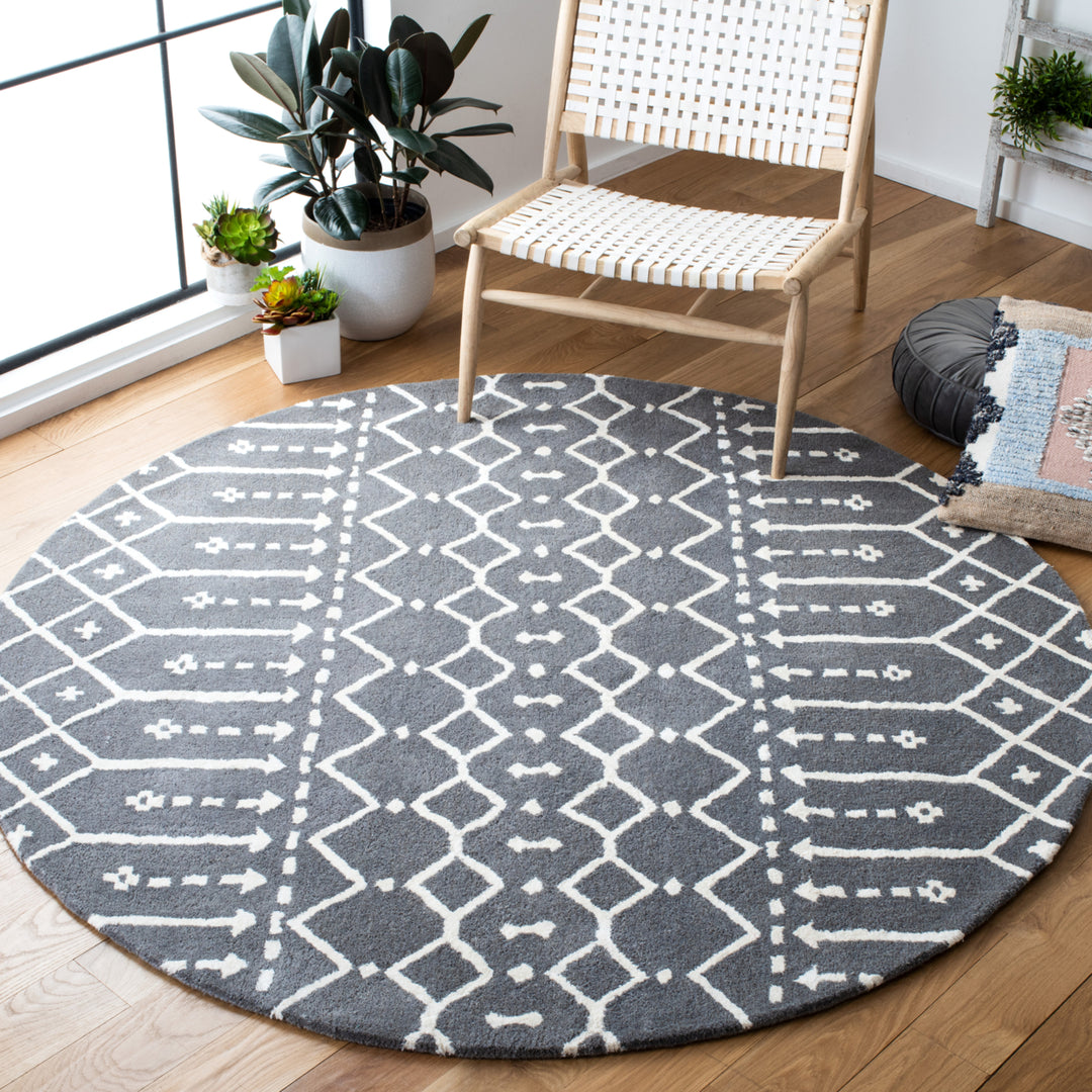 SAFAVIEH Himalaya HIM903D Handmade Grey / Ivory Rug Image 2