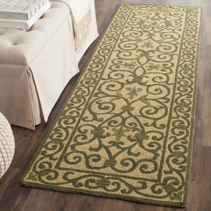 SAFAVIEH Chelsea HK11G Yellow / Light Green Rug Image 9