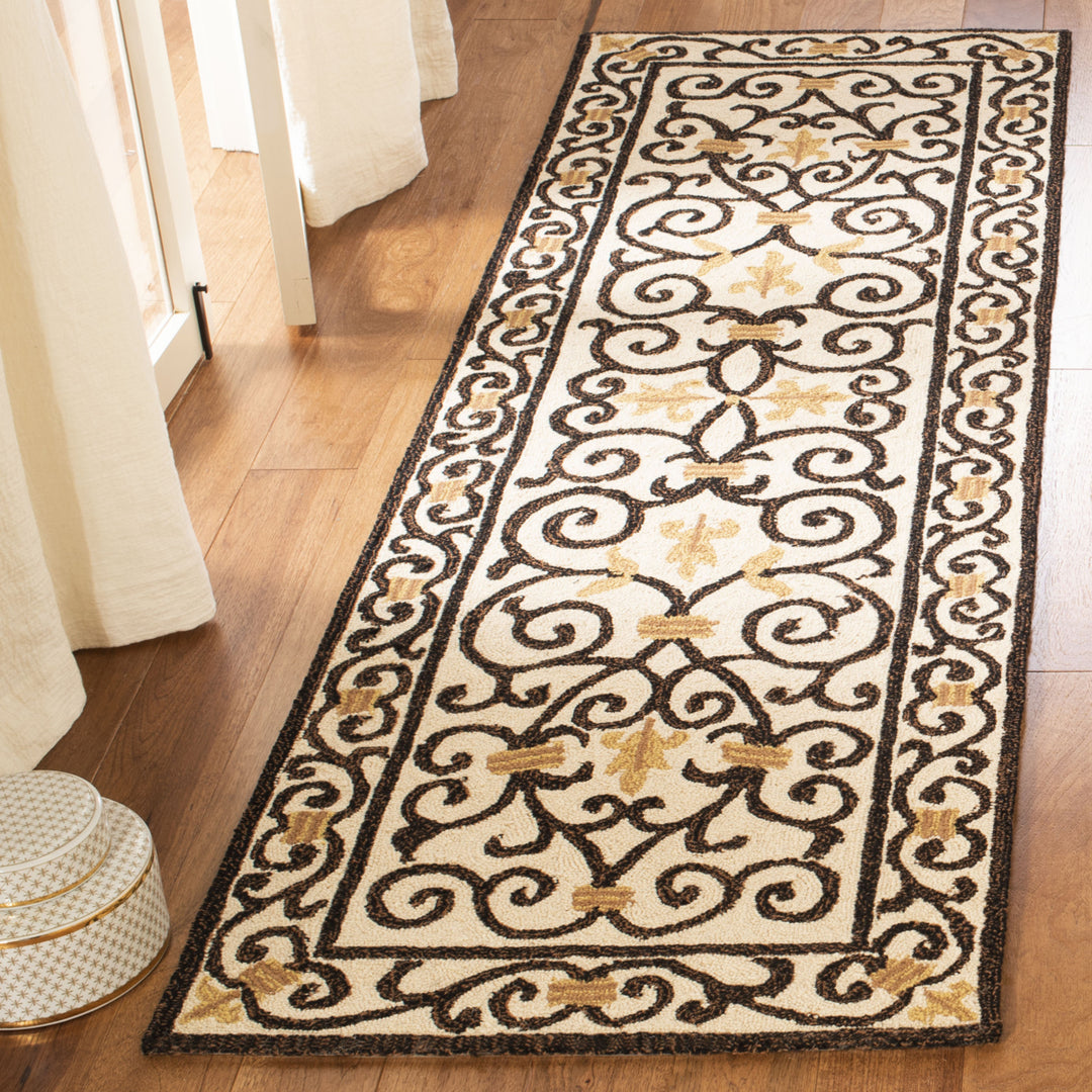 SAFAVIEH Chelsea HK11H Hand-hooked Ivory /Dark Brown Rug Image 11