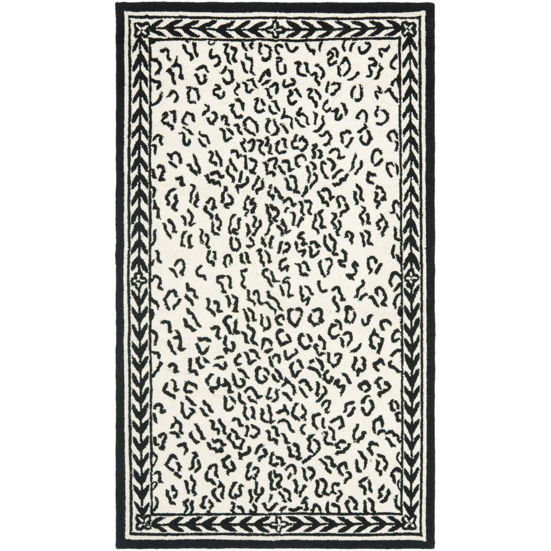 SAFAVIEH Chelsea HK15C Hand-hooked White / Black Rug Image 5