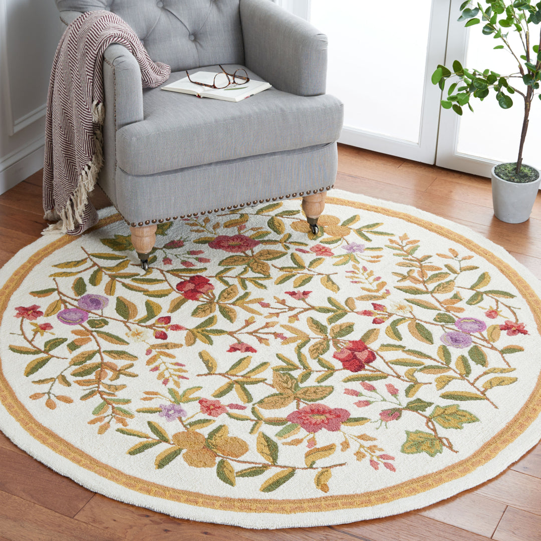 SAFAVIEH Chelsea Collection HK210A Hand-hooked Ivory Rug Image 11