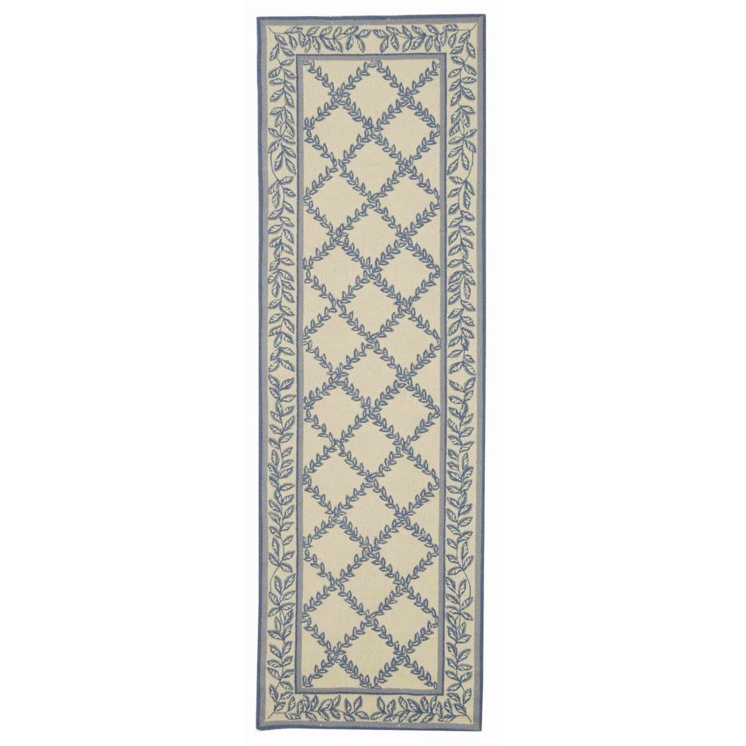 SAFAVIEH Chelsea HK230A Ivory / Light Blue Rug Image 1