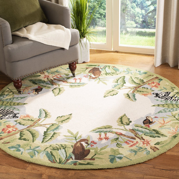 SAFAVIEH Chelsea HK295A Hand-hooked Beige / Green Rug Image 2