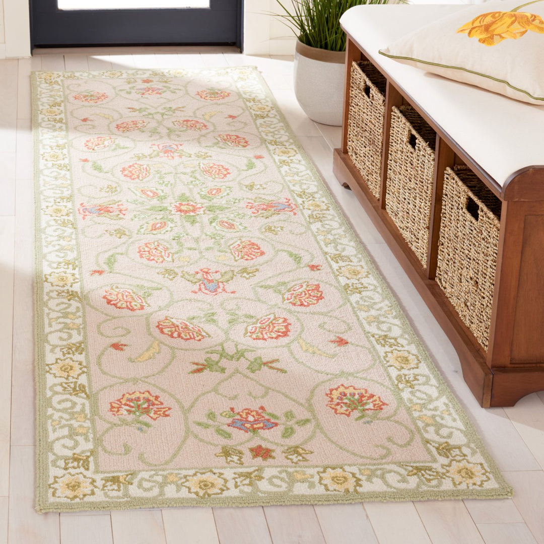 SAFAVIEH Chelsea HK330A Hand-hooked Beige / Green Rug Image 3