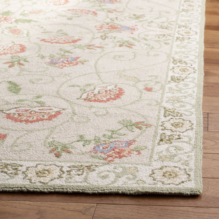 SAFAVIEH Chelsea HK330A Hand-hooked Beige / Green Rug Image 5