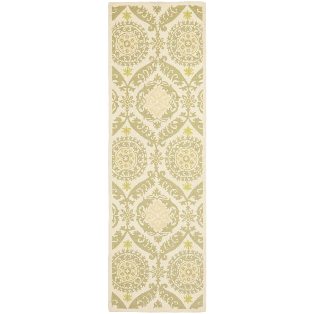 SAFAVIEH Chelsea HK356C Hand-hooked Beige / Green Rug Image 3