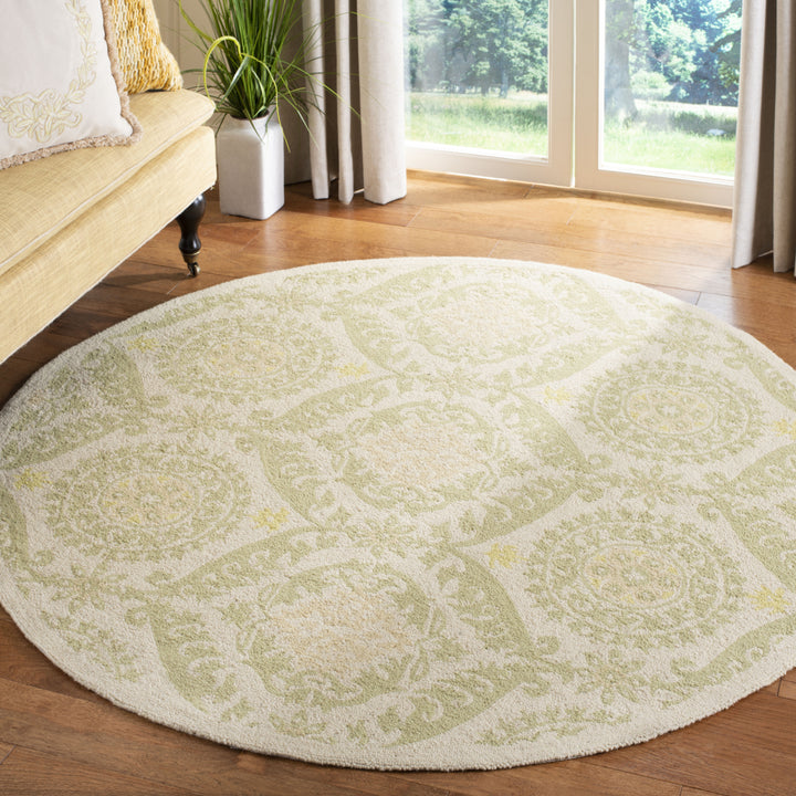 SAFAVIEH Chelsea HK356C Hand-hooked Beige / Green Rug Image 10