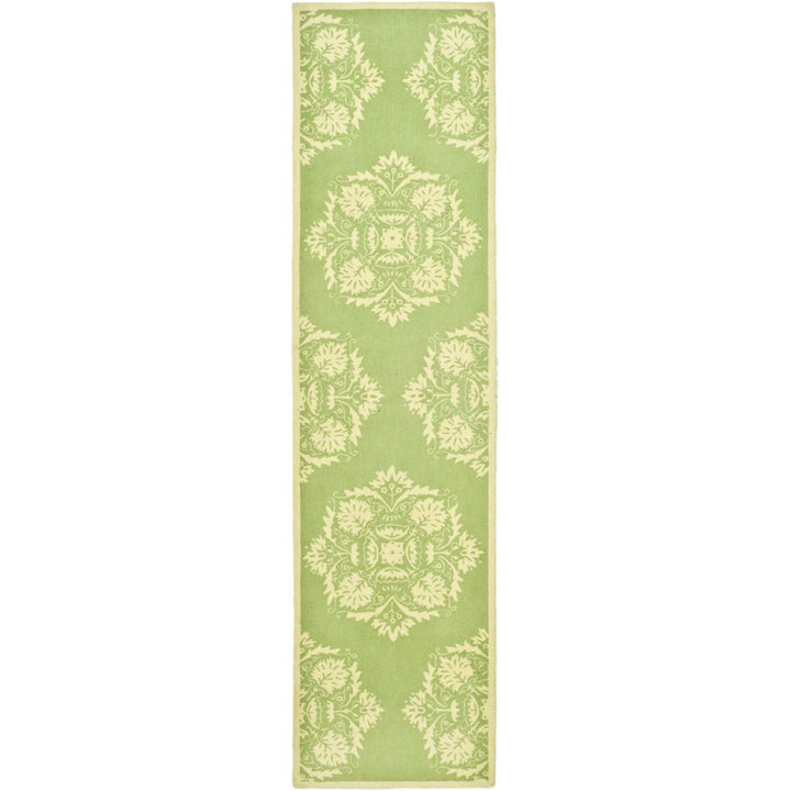 SAFAVIEH Chelsea HK359B Hand-hooked Green / Beige Rug Image 1